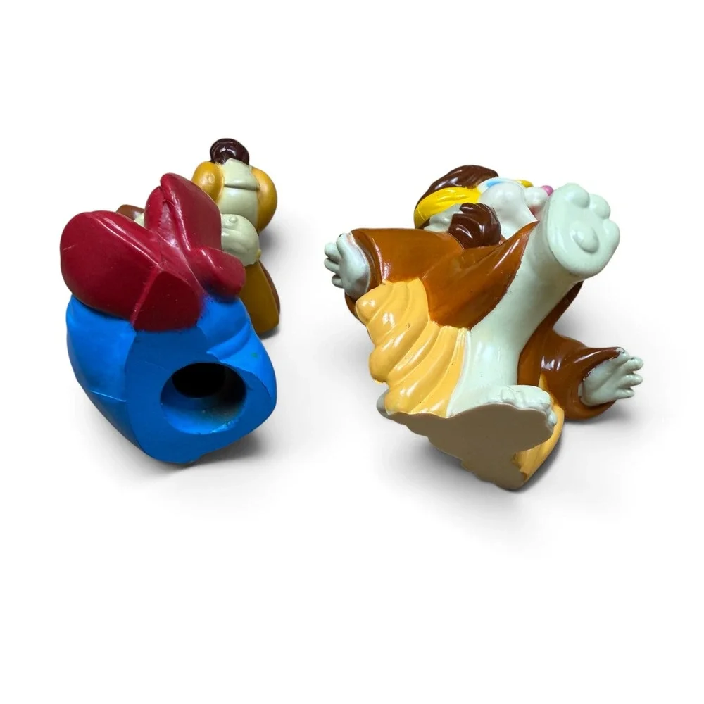 Vintage 1992 Rock-A-Doodle PVC Figures Patou Dog & Edmond Cat Goldcrest DQ toy
